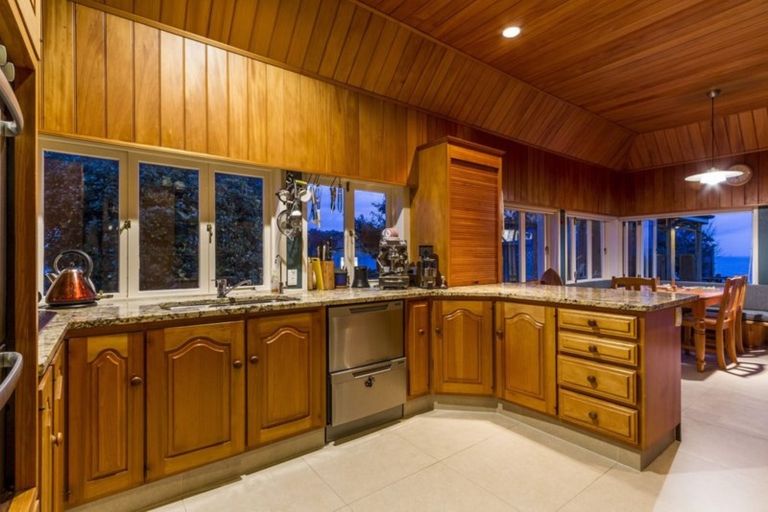 Photo of property in 27 Clifton Road, Haumoana, 4102