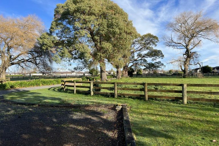 Photo of property in 166 Saint Kilda Road, Cambridge, 3493