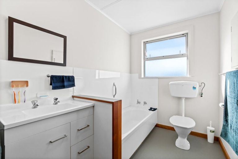 Photo of property in 17 Haswell Street, Eketahuna, 4900