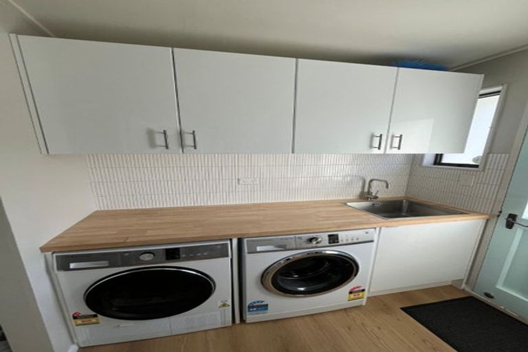 Photo of property in 86 Mercury Way, Whitby, Porirua, 5024