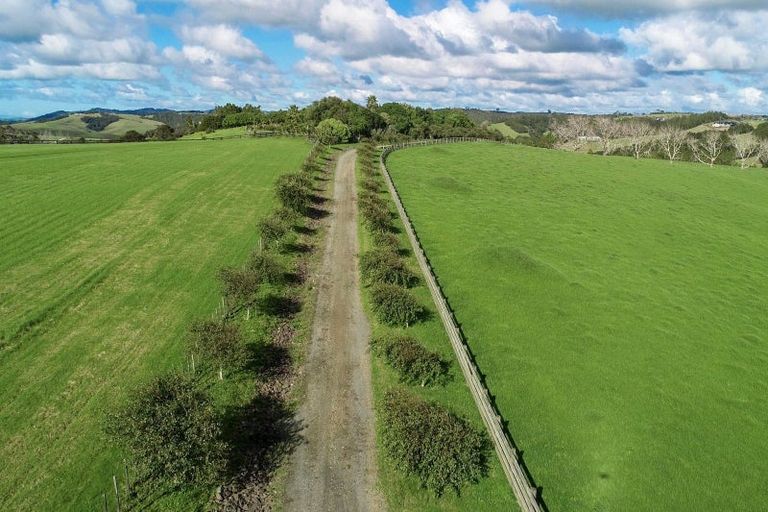 Photo of property in 9/72e Devonport Road, Tauranga, 3110