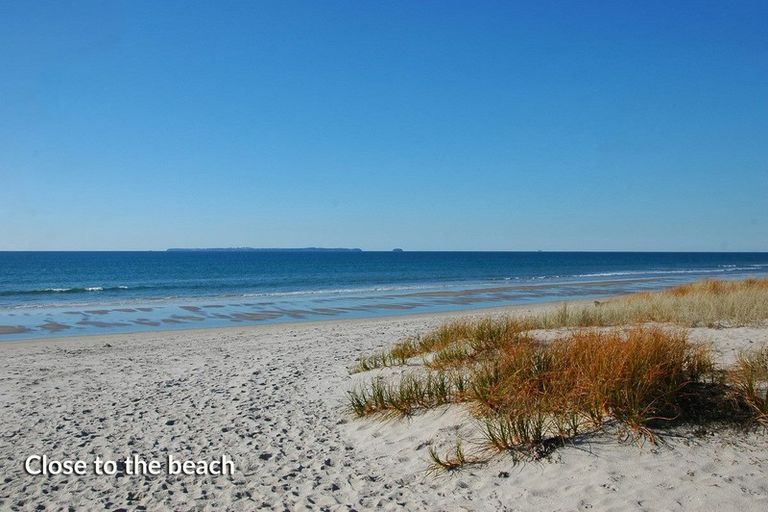 Photo of property in 42 Harding Drive, Papamoa Beach, Papamoa, 3118