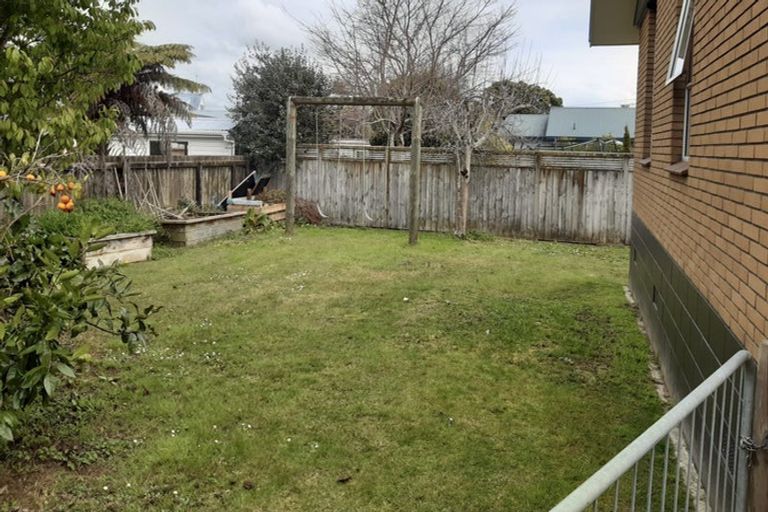 Photo of property in 2 Gilchrist Place, Cambridge, 3434