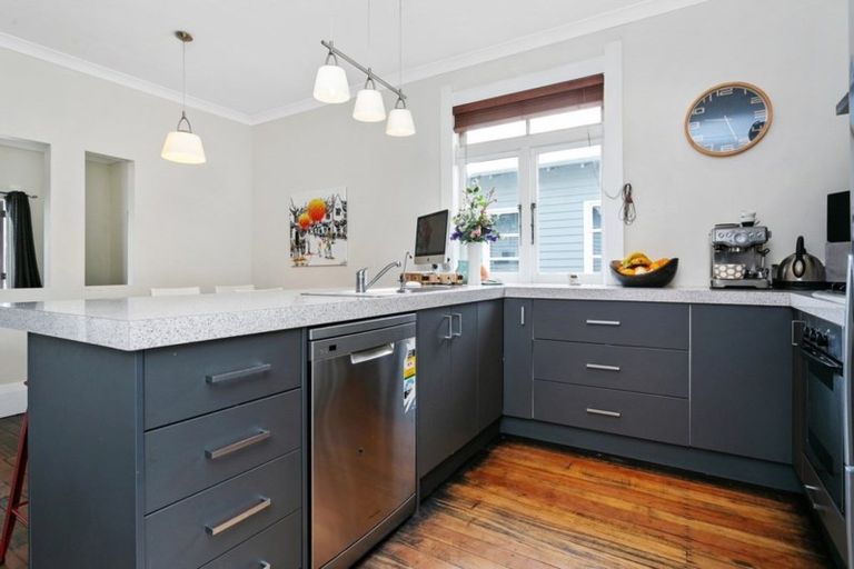 Photo of property in 29 Princes Street, Cambridge, 3434