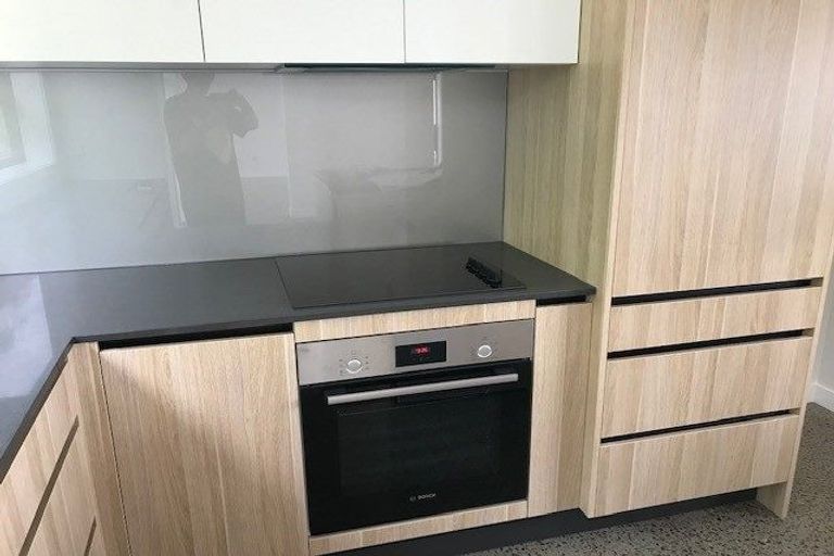 Photo of property in 5 Hihi Place, Waikanae, 5036