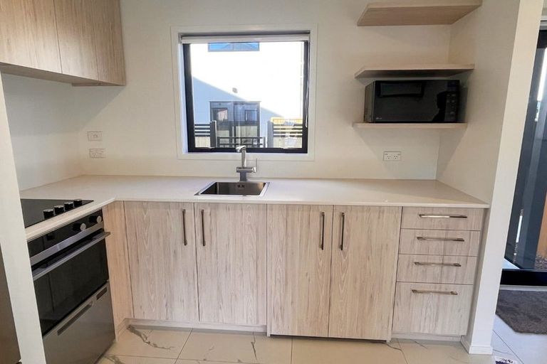 Photo of property in 12/232 Marine Parade, New Brighton, Christchurch, 8061