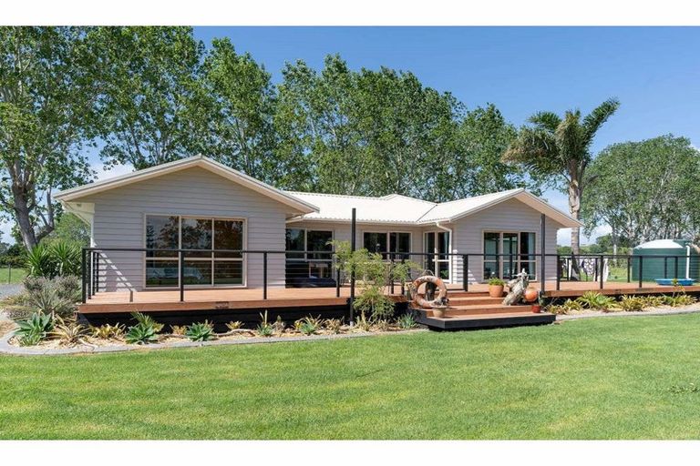 Photo of property in 19 Mangakaretu Road, Waipapa, Kerikeri, 0295