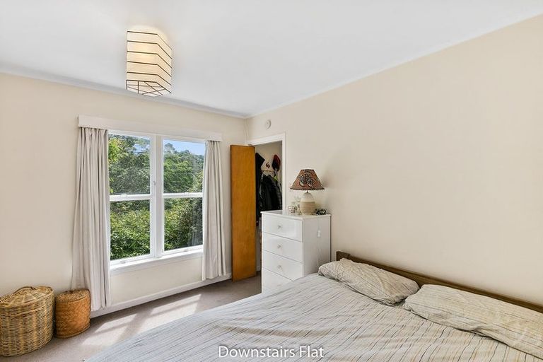 Photo of property in 21 Thorby Street, Northland, Wellington, 6012