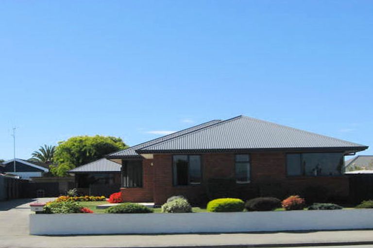 Photo of property in 1/225 Otipua Road, Highfield, Timaru, 7910
