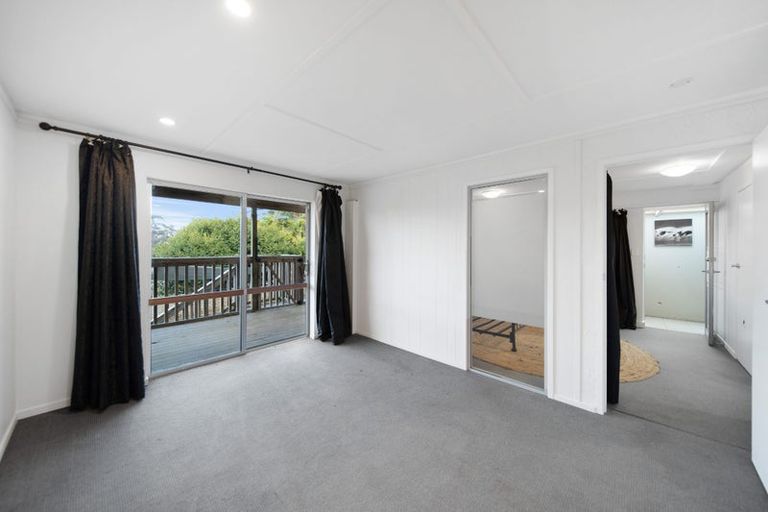 Photo of property in 34 Cyclarama Crescent, Massey, Auckland, 0614