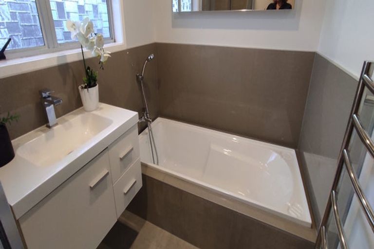 Photo of property in 10 Gerontius Glade, Torbay, Auckland, 0630