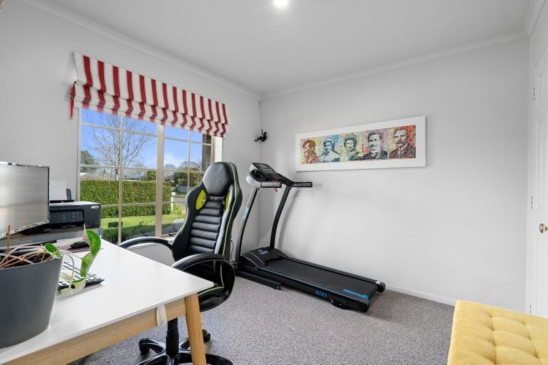 Photo of property in 14 Alba Place, Cambridge, 3434