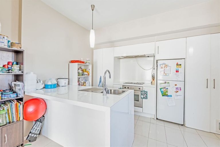 Photo of property in 11 George Street, Riccarton, Christchurch, 8041