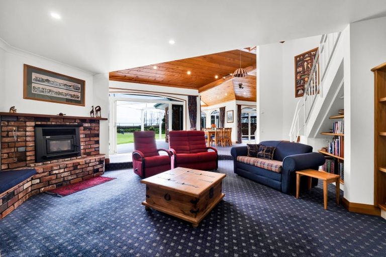 Photo of property in 211 Tawhiti Road, Hawera, 4672