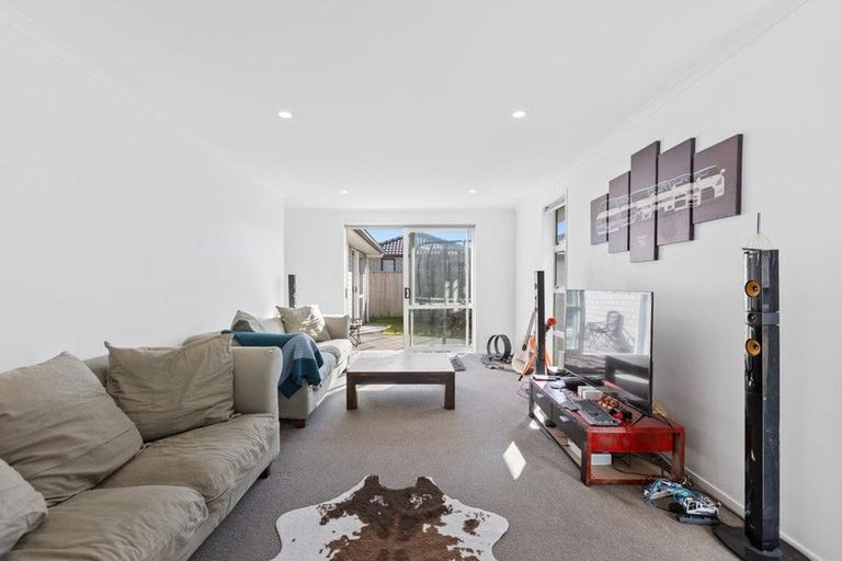 Photo of property in 9 Te Wharo Drive, Papamoa, 3118