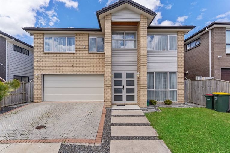 Photo of property in 13 Eastfield Avenue, Flat Bush, Auckland, 2019