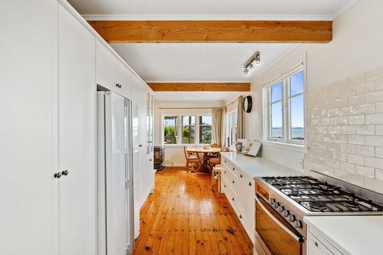 Photo of property in 17b Brightside Road, Stanmore Bay, Whangaparaoa, 0932