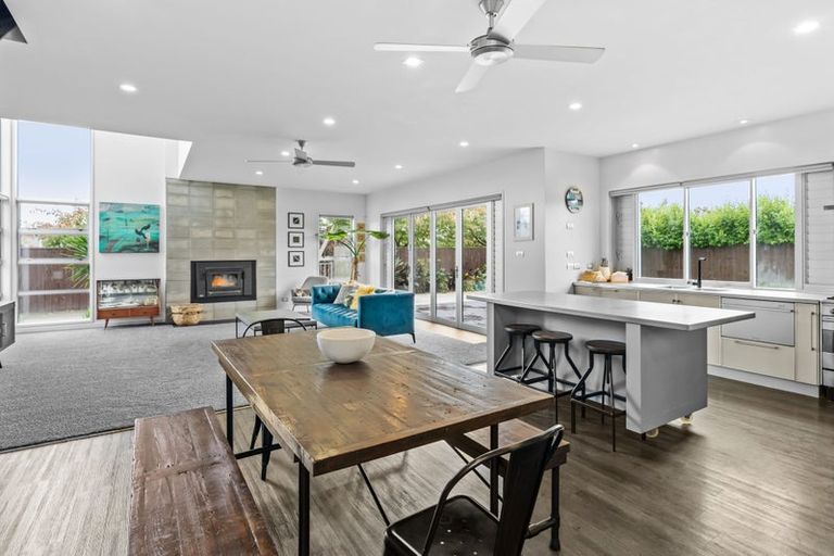 Photo of property in 24 Okarito Avenue, Levin, 5510