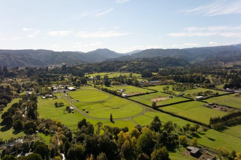 Photo of property in 199 Mangaroa Valley Road, Mangaroa, Upper Hutt, 5371