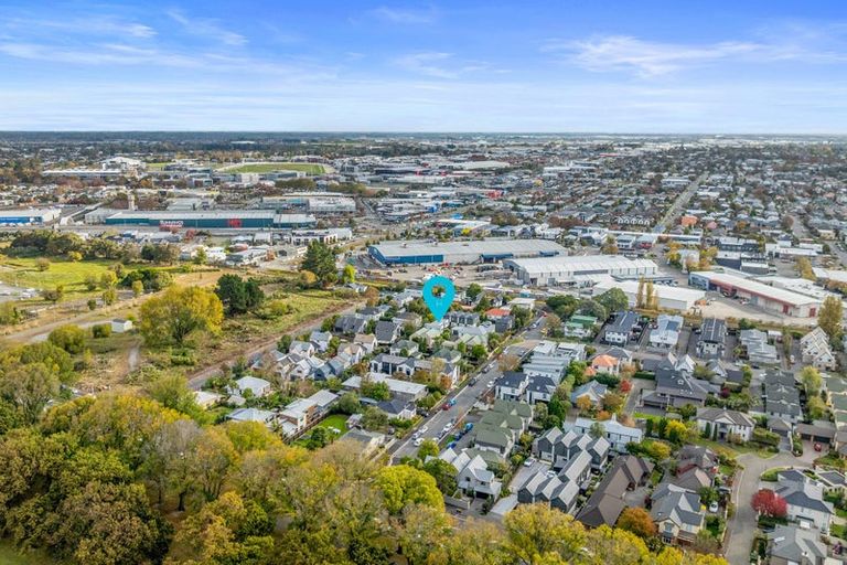 Photo of property in 17 Brockworth Place, Riccarton, Christchurch, 8011