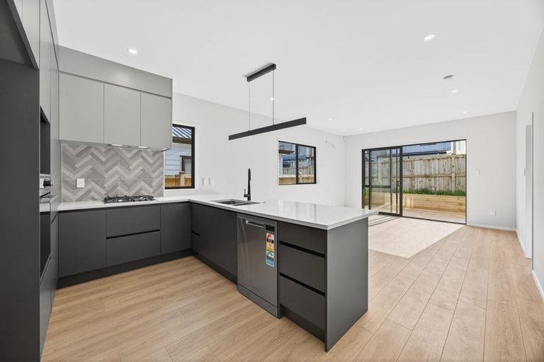 Photo of property in 13 Huringa Road, Karaka, Papakura, 2113