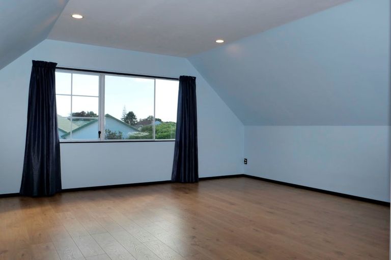 Photo of property in 27 College Drive, Paraparaumu, 5032