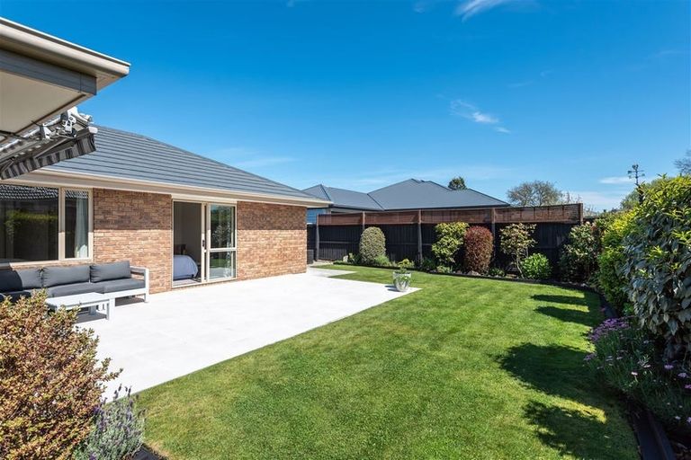Photo of property in 53 Saint Martins Road, Saint Martins, Christchurch, 8022