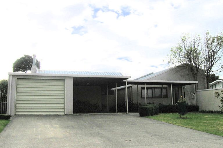 Photo of property in 18 Donegal Crescent, Tamatea, Napier, 4112