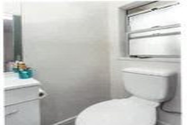 Photo of property in 152f Tasman Street, Mount Cook, Wellington, 6021