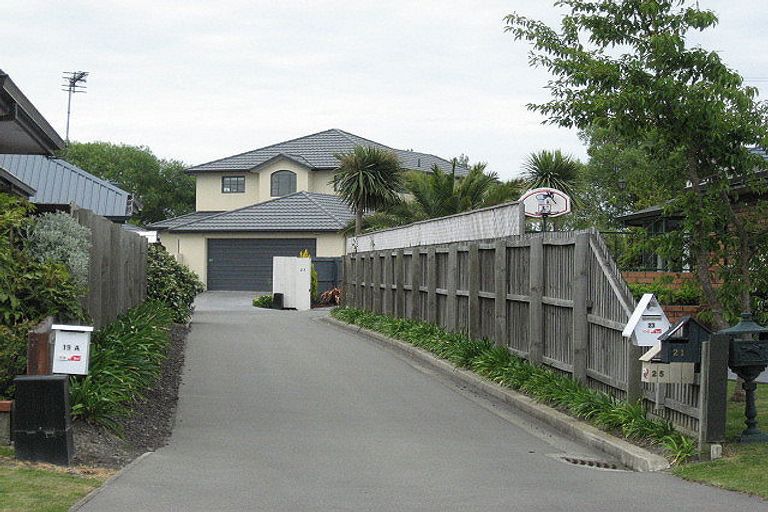 Photo of property in 21 Courtenay Drive, Kaiapoi, 7630