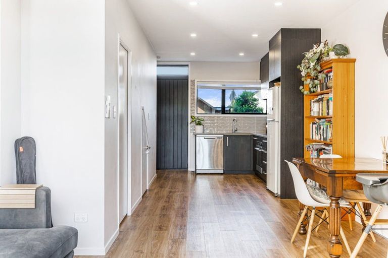 Photo of property in 37 Treloar Crescent, Hobsonville, Auckland, 0616