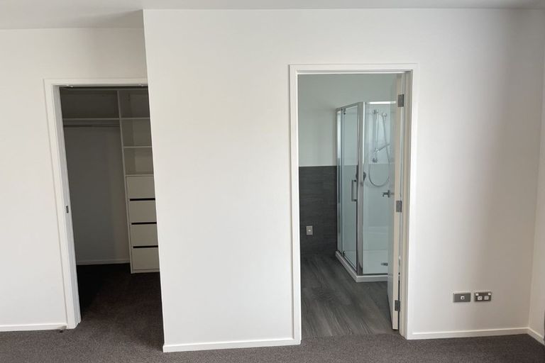 Photo of property in 6b Kirk Street, Waiuku, 2123