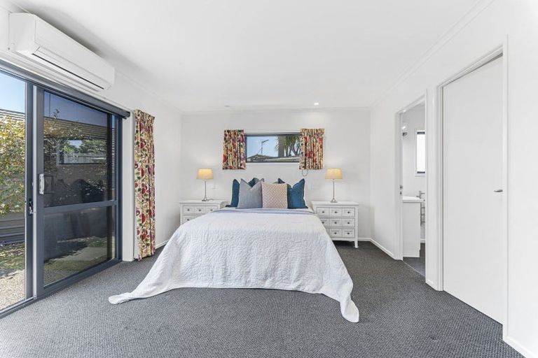 Photo of property in 271a Carrington Street, Vogeltown, New Plymouth, 4310