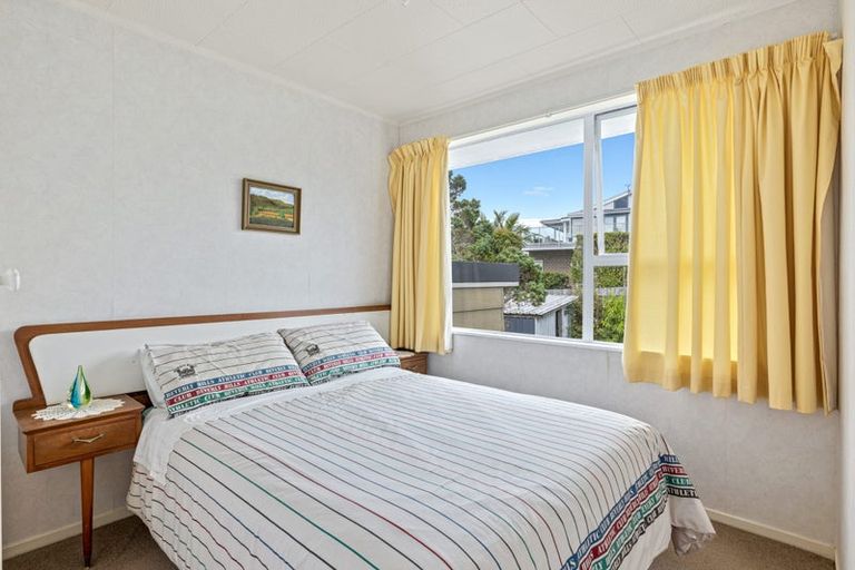 Photo of property in 15 Kotuku Place, Snells Beach, 0920
