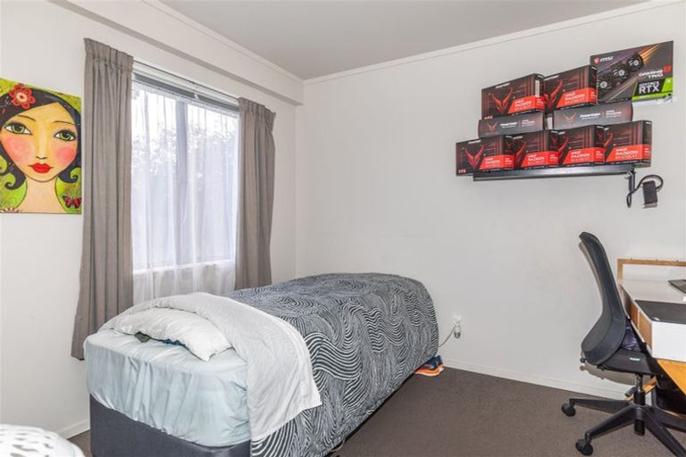 Photo of property in 17 Hakanoa Street, Huntly, 3700