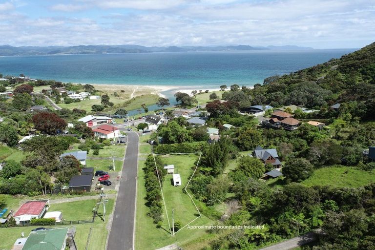 Photo of property in 9 Irishtown Road, Kuaotunu, Whitianga, 3592