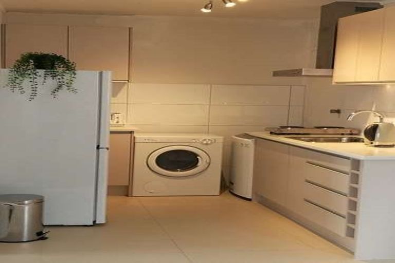 Photo of property in 25 Maugham Drive, Bucklands Beach, Auckland, 2014