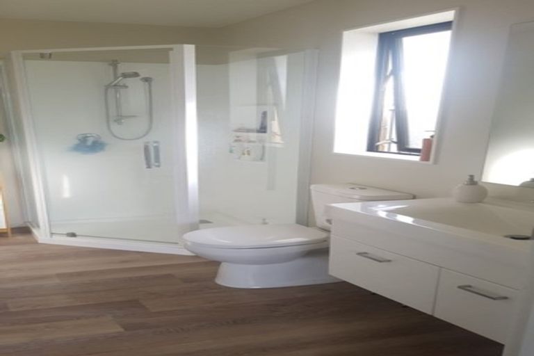 Photo of property in 16 Colebrook Drive, Rolleston, 7614