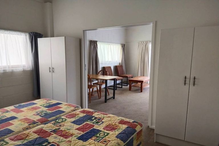 Photo of property in 7 Nui Mana Place, Te Atatu South, Auckland, 0610