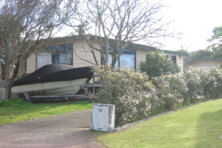 Photo of property in 20 Monarch Grove, Pauanui, Hikuai, 3579