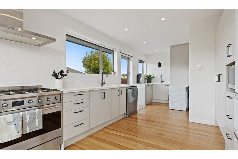 Photo of property in 4 Chevy Place, Hoon Hay, Christchurch, 8025