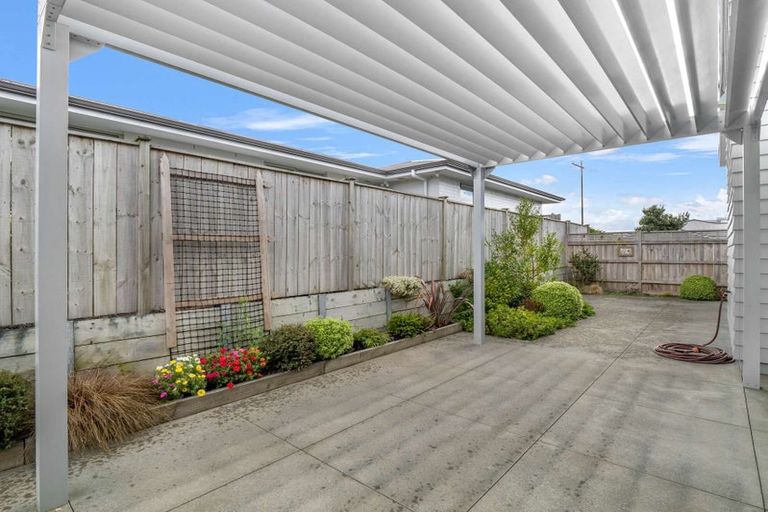 Photo of property in 3 Taikura Avenue, Red Beach, 0932