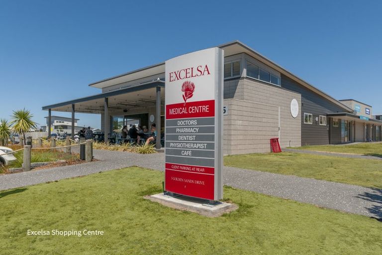 Photo of property in 124a Karewa Parade, Papamoa Beach, Papamoa, 3118