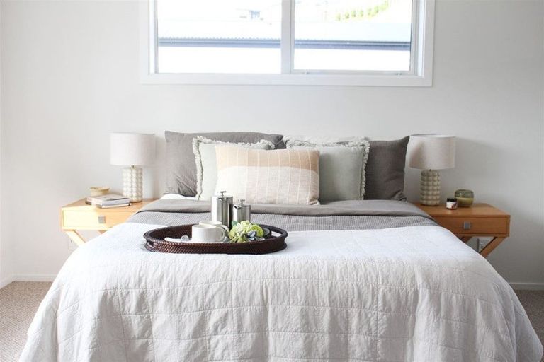 Photo of property in 47 Stockport Grove, Churton Park, Wellington, 6037