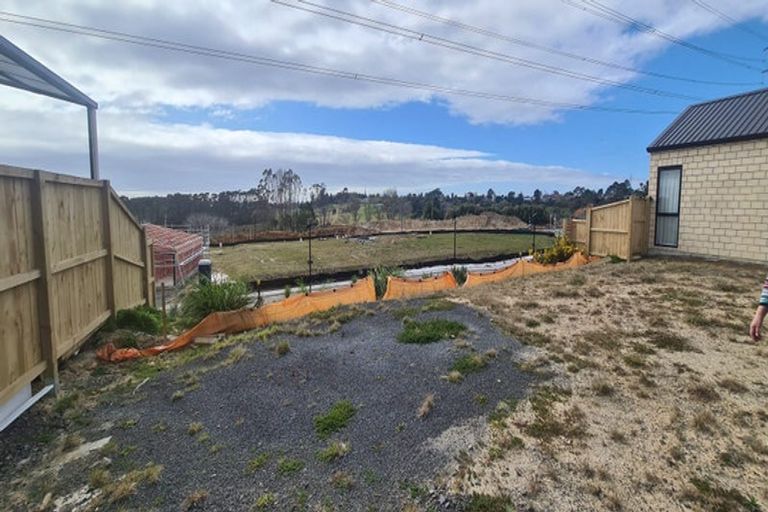 Photo of property in 24 Puwha Street, Massey, 0614