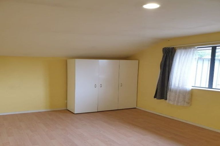 Photo of property in 1 Roche Avenue, Upper Riccarton, Christchurch, 8041