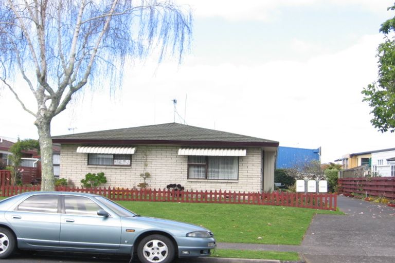 Photo of property in 88 Edgecumbe Road, Tauranga, 3110