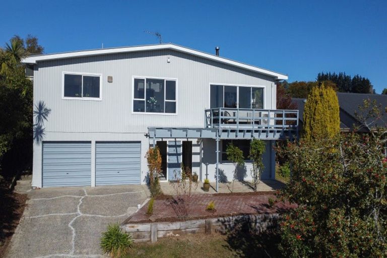 Photo of property in 17 Gebbie Street, Kinmont Park, Mosgiel, 9024