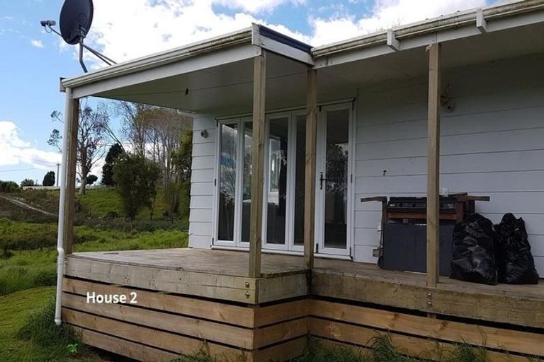 Photo of property in 102 Settlement Road, Kaiwaka, 0573