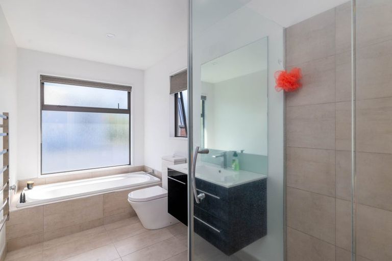 Photo of property in 95b Edgeware Road, St Albans, Christchurch, 8014